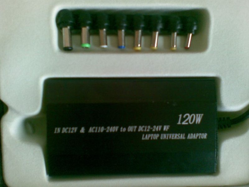 УНИВЕРСАЛНО ЗАРЯДНО ЗА ЛАПТОП ЗА 12V и 220V – снимка 2