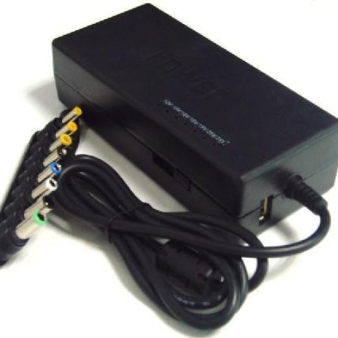 УНИВЕРСАЛНО ЗАРЯДНО ЗА ЛАПТОП ЗА 220V