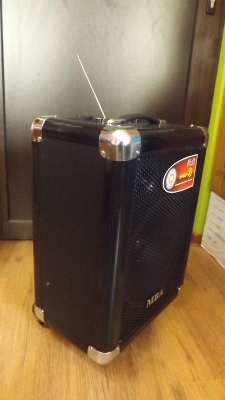 "MBA S-10 + " - КАРАОКЕ ТОНКОЛОНА С РАДИО. С БЕЗЖИЧЕН МИКРОФОН, ДИСТАНЦИОННО, ВГРАДЕН АКУМУЛАТОР и МП3 - ОТ SD КАРТА ИЛИ ФЛАШКА