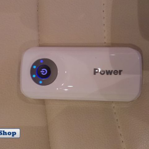 УНИВЕРСАЛНО ЗАРЯДНО POWER BANK ЗА СПЕШНО ЗАРЕЖДАНЕ - 6000 mAh – снимка 3