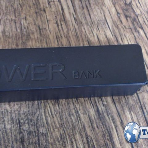 УНИВЕРСАЛНО ЗАРЯДНО POWER BANK ЗА СПЕШНО ЗАРЕЖДАНЕ - 2600 mAh – снимка 2